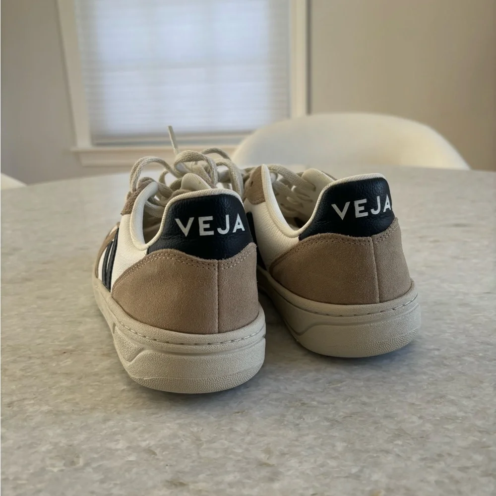 Veja versatile overlays